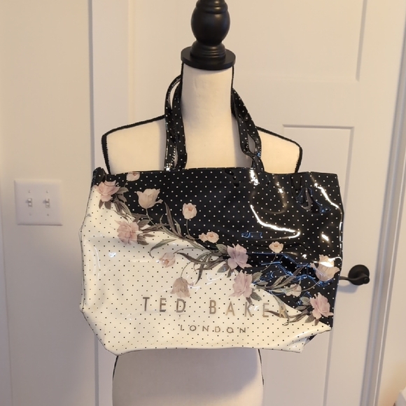 Ted Baker London Handbags - Ted Baker Black and White Floral Tote